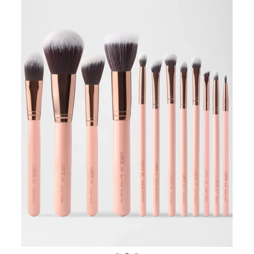 Luxie full-size rose gold collection, 12 piece brush set with rose gold cup BNIB - Picture 2 of 3